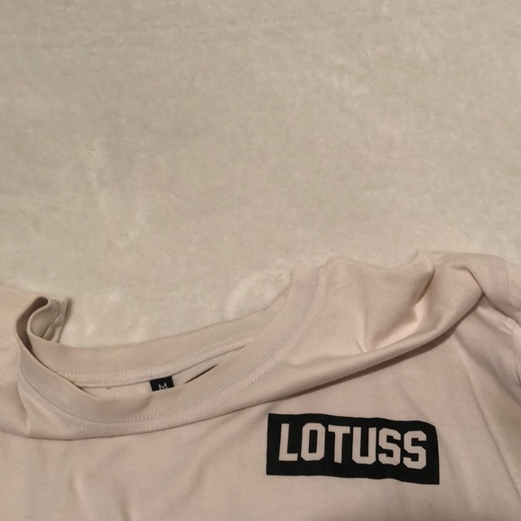 Lotuss white long sleeve print - Picture 2 of 5
